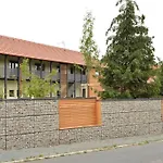 Statek U Prahy Casa de hóspedes Škvorec