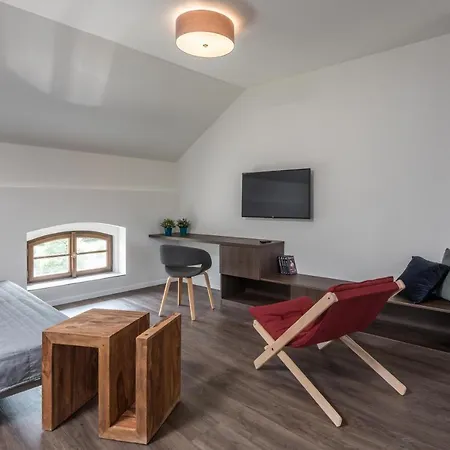 Statek U Prahy Casa de hóspedes Škvorec